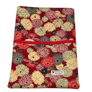 Handmade Quilted iPad Large Book Sleeve Front Pocket NEW 12" x 9" Chrysantemum